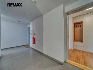 Pronájem bytu 2+kk, Kolín, Janovická, 61 m2