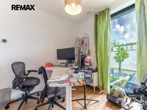 Pronájem rodinného domu, Praha - Dejvice, V Šáreckém údolí, 201 m2