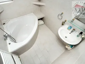 Prodej rodinného domu, Praha - Kbely, Benecká, 180 m2