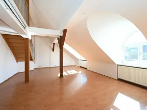 Pronájem bytu 3+kk, Praha - Žižkov, Baranova, 87 m2