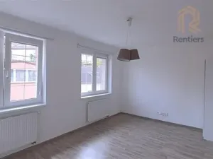 Pronájem bytu 2+kk, Praha - Kyje, Pelušková, 97 m2