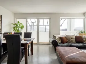 Prodej vily, Králův Dvůr, Na Vinohradech, 140 m2