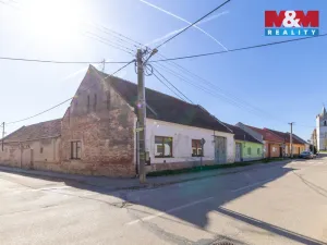 Prodej rodinného domu, Pouzdřany, Hlavní, 160 m2