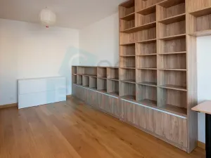 Prodej bytu 1+kk, Praha - Troja, Hnězdenská, 41 m2