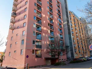 Prodej bytu 1+kk, Praha - Troja, Hnězdenská, 41 m2