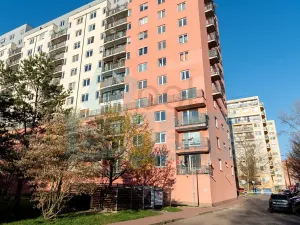 Prodej bytu 1+kk, Praha - Troja, Hnězdenská, 41 m2