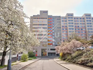 Prodej bytu 2+kk, Praha - Háje, Steinerova, 60 m2