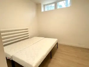 Pronájem bytu 1+1, Praha - Radotín, Vrážská, 37 m2