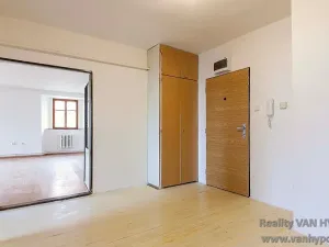 Prodej bytu 3+1, Žatec, náměstí Svobody, 101 m2