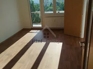 Prodej bytu 3+1, České Budějovice, Průběžná, 61 m2