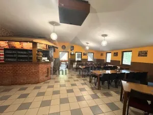 Prodej restaurace, Kovářov, 400 m2