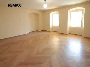 Pronájem bytu 2+1, Kolín, Karlovo náměstí, 111 m2