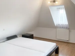 Pronájem bytu 2+1, Mladá Boleslav - Mladá Boleslav I, Staroměstské náměstí, 90 m2