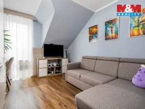 Prodej rodinného domu, Veltrusy, Lomená, 118 m2