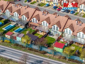 Prodej rodinného domu, Veltrusy, Lomená, 118 m2