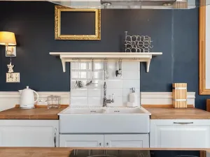 Pronájem bytu 2+kk, Praha - Libeň, Novákových, 60 m2