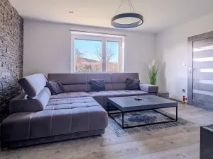 Prodej rodinného domu, Pržno, 197 m2