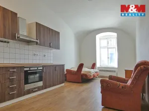 Pronájem bytu 1+kk, Ronov nad Doubravou, Zámecká, 31 m2