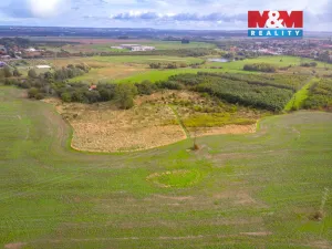 Prodej pole, Praha - Šeberov, 2421 m2