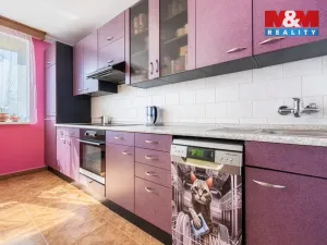 Prodej rodinného domu, Kvášňovice, 214 m2