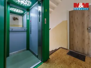 Pronájem bytu 2+1, Karlovy Vary, Brigádníků, 55 m2