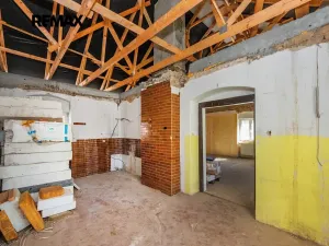 Prodej rodinného domu, Černuc, 330 m2