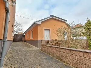 Prodej rodinného domu, Hřebeč, nám. Draha, 150 m2