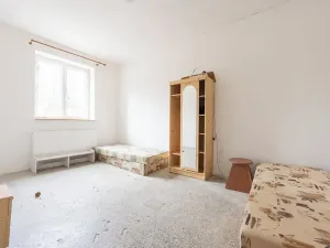 Prodej výrobních prostor, Žarošice, 2250 m2