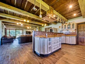 Prodej rodinného domu, Vrchlabí, 429 m2