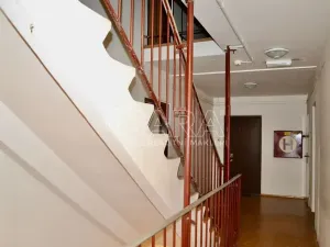 Pronájem bytu 1+1, Praha - Hloubětín, Kukelská, 43 m2