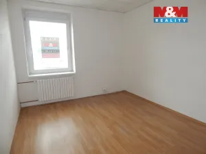 Pronájem kanceláře, Zlín - Malenovice, třída 3. května, 16 m2