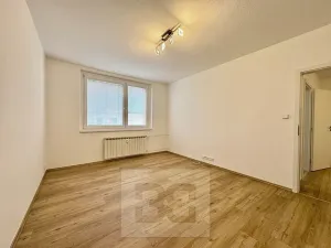 Pronájem bytu 2+1, Zlín, Kúty, 55 m2