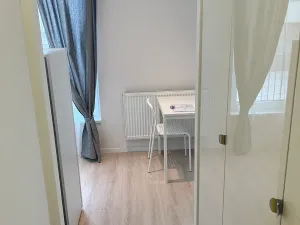 Pronájem bytu 1+kk, Praha - Vysočany, Poděbradská, 25 m2