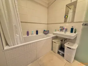 Pronájem bytu 2+kk, Praha - Modřany, K Vystrkovu, 68 m2