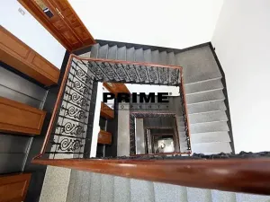 Pronájem kanceláře, Praha - Nové Město, Lazarská, 110 m2