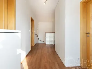 Prodej rodinného domu, Dolní Břežany, K Písnici, 136 m2