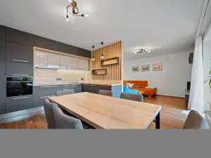 Prodej bytu 4+kk, Hradec Králové - Pražské Předměstí, Farářství, 124 m2