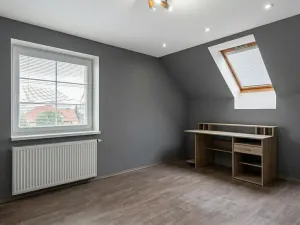 Pronájem rodinného domu, Louny, Platanová, 230 m2