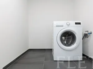 Pronájem rodinného domu, Praha - Jinonice, Nyklíčkova, 217 m2