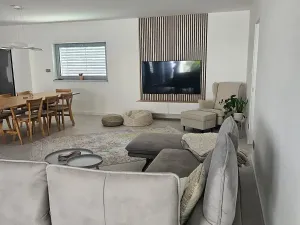 Prodej vily, Hluboká nad Vltavou, 286 m2