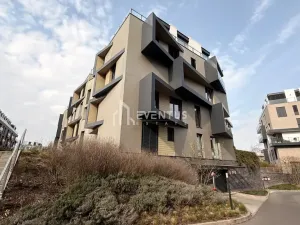 Pronájem bytu 2+kk, Praha - Libeň, Menclova, 58 m2