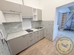 Prodej bytu 1+kk, Praha - Libeň, Zenklova, 29 m2