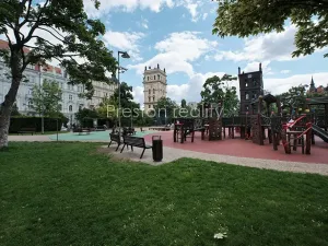 Pronájem kanceláře, Praha - Vinohrady, U vodárny, 72 m2