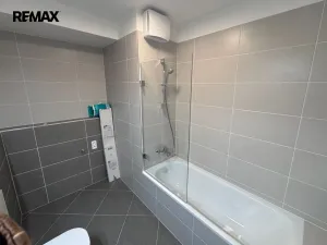 Pronájem bytu 1+kk, Praha - Dolní Měcholupy, Honzíkova, 41 m2