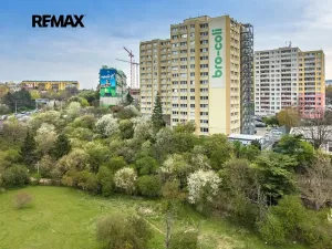 Prodej kanceláře, Praha - Střížkov, Děčínská, 45 m2