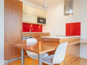 Prodej bytu 2+kk, Praha - Strašnice, Názovská, 48 m2