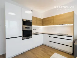 Pronájem bytu 2+kk, Praha - Strašnice, Na palouku, 50 m2