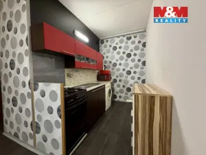 Prodej bytu 2+1, Chomutov, Pod Břízami, 52 m2