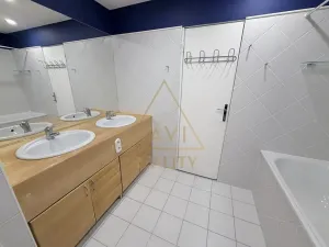 Pronájem bytu 3+1, Praha - Hlubočepy, Dreyerova, 72 m2