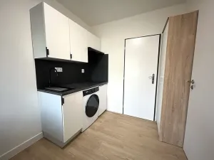 Pronájem bytu 1+kk, Praha - Záběhlice, Macešková, 16 m2